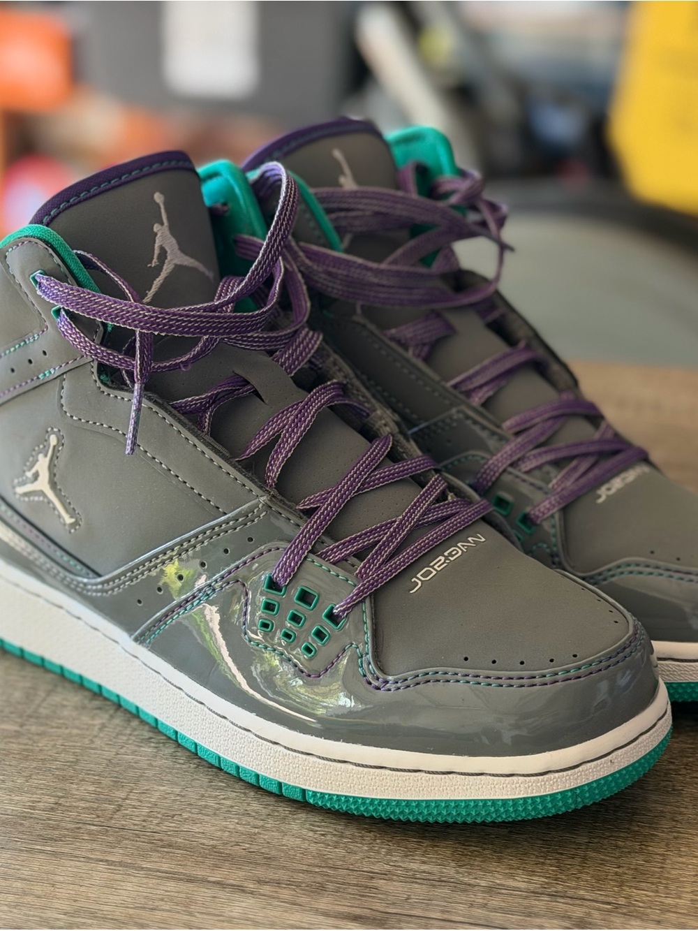 Air Jordan Flight 1 Kids' High-Top Sneakers in Gray, Purple & Teal Brand New!